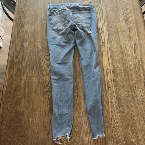 American Eagle The Dream Skinny Jeans Distressed High Rise Raw Hem Blue Size 2 - Picture 11 of 11